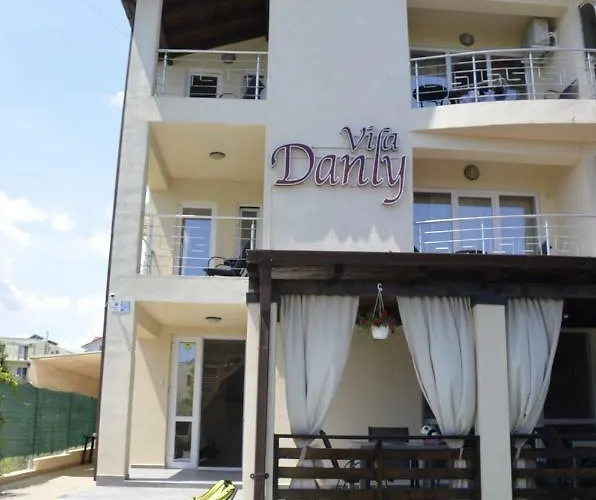 Danly بيت ضيافة *